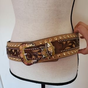 New 3D leather handcrafted belt